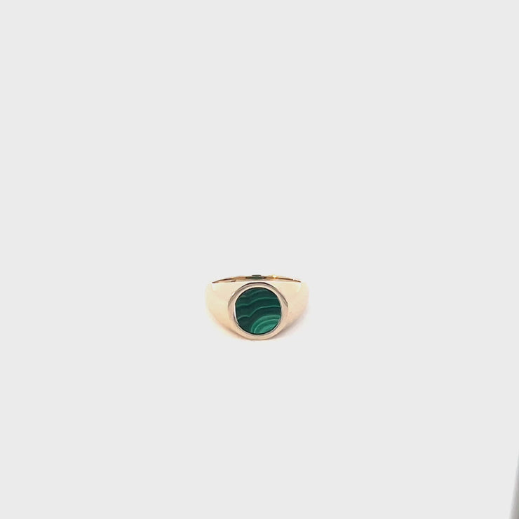 Heritage Signet Ring - Green Malachite